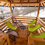 Fenyoliget - Naszutas Lakosztaly